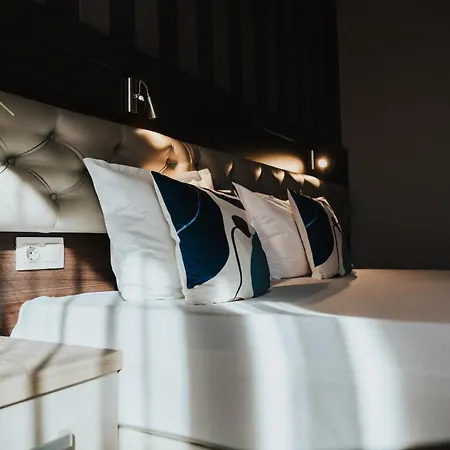 Hotel Business - Location 3*