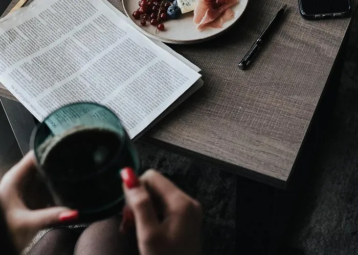 Hotel Business - Location