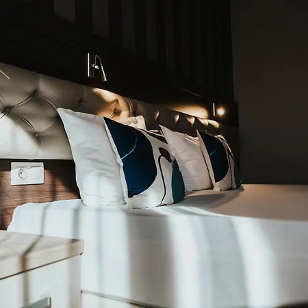 Hotel Business - Location 3*